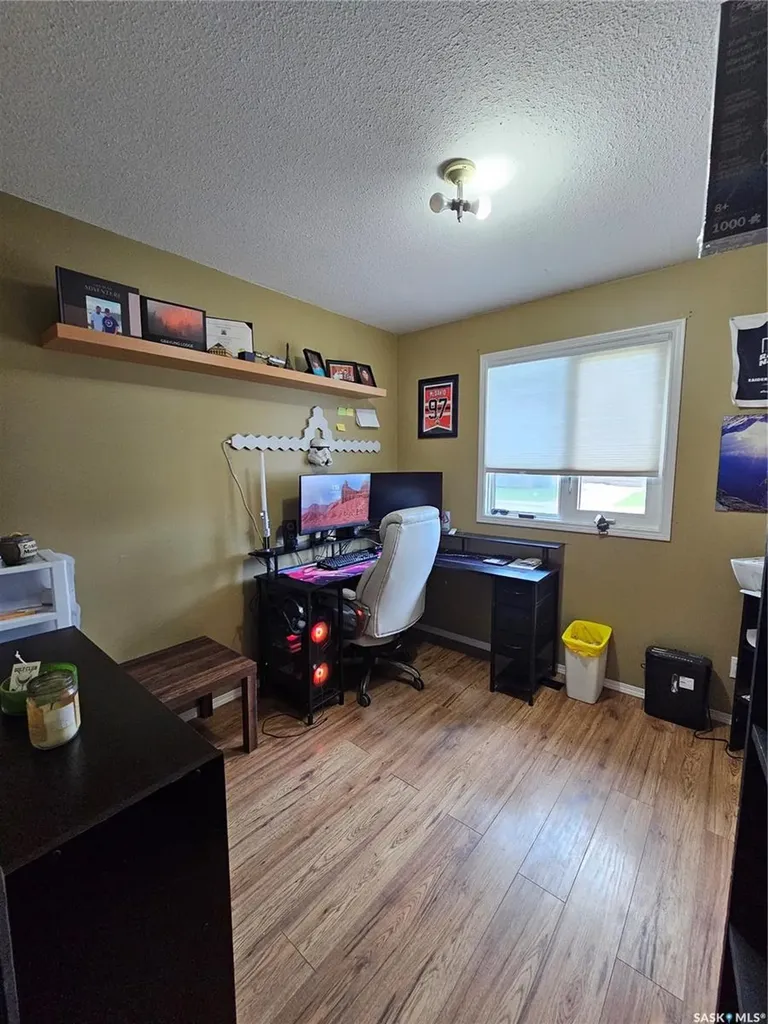 381 5th Avenue W Unity SK S0K 4L0