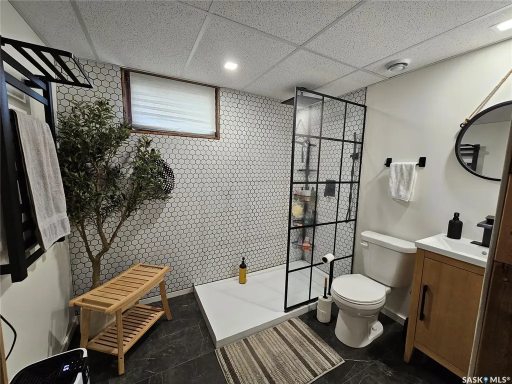 381 5th Avenue W Unity SK S0K 4L0