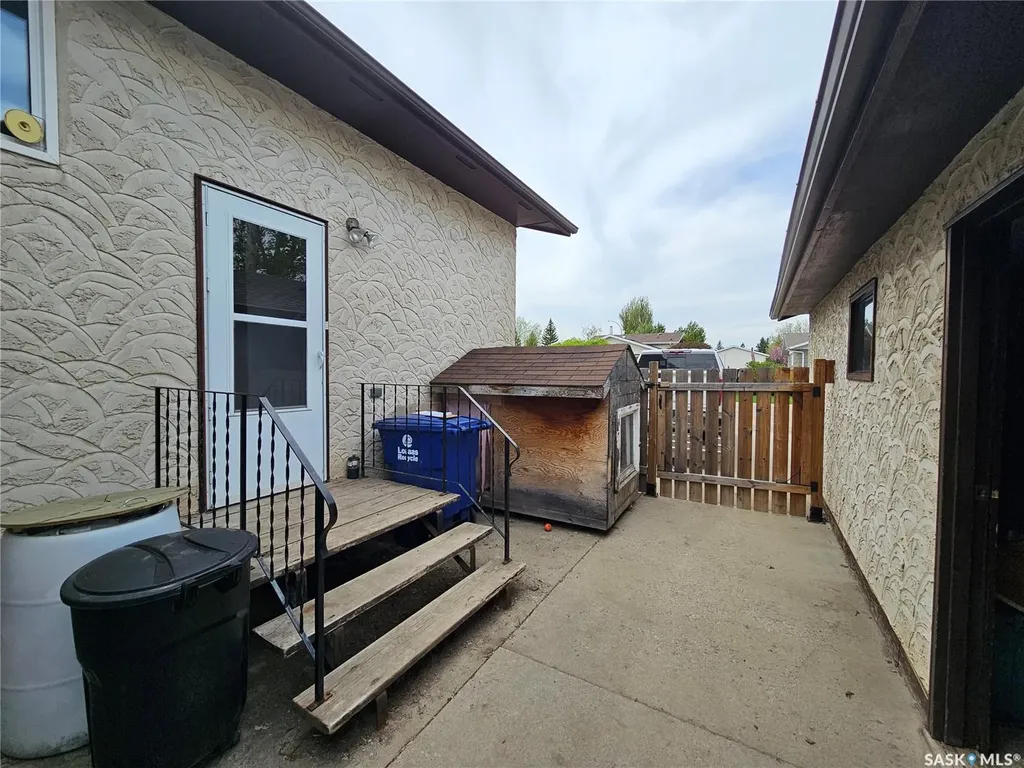 381 5th Avenue W Unity SK S0K 4L0