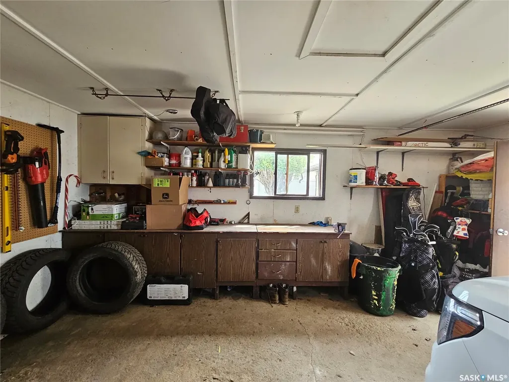 381 5th Avenue W Unity SK S0K 4L0