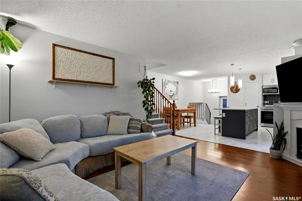 171 Coldspring Crescent Saskatoon SK S7J 3M3