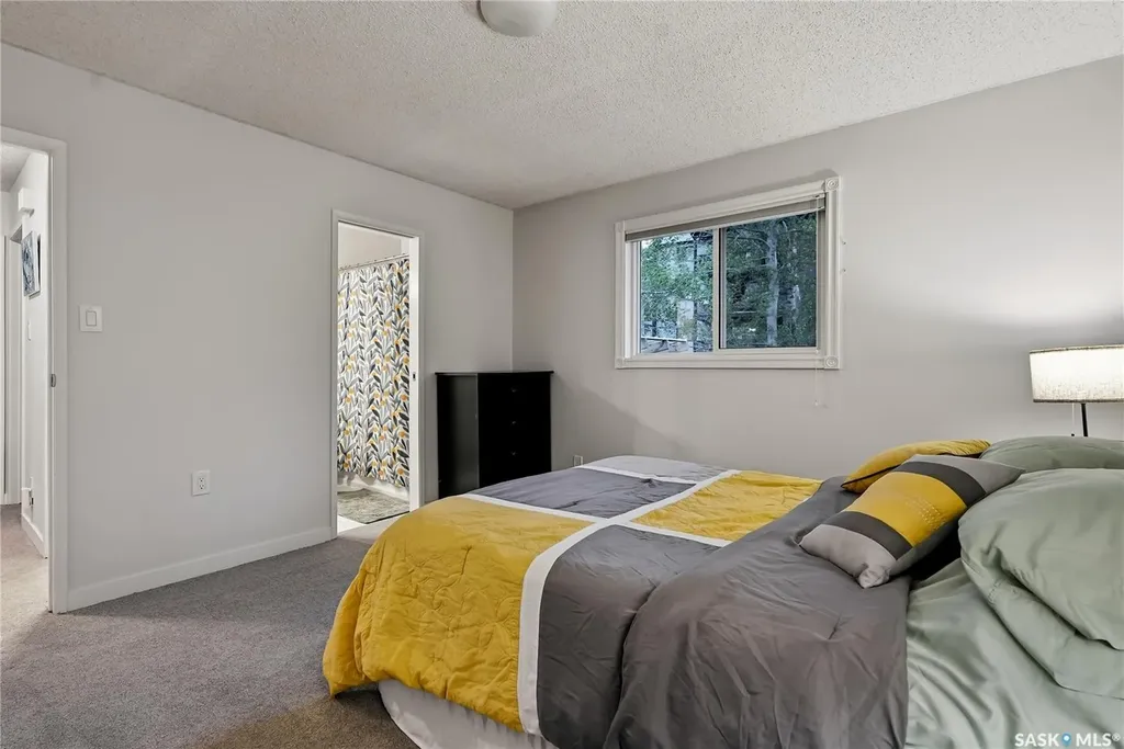 171 Coldspring Crescent Saskatoon SK S7J 3M3