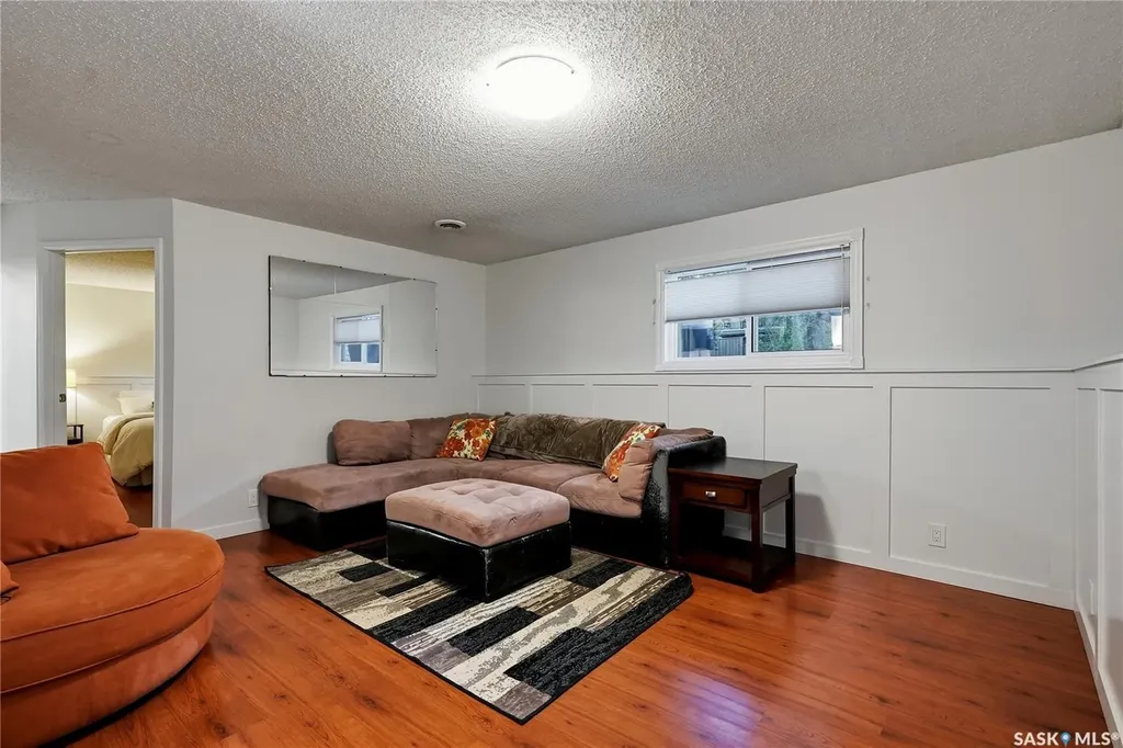 171 Coldspring Crescent Saskatoon SK S7J 3M3