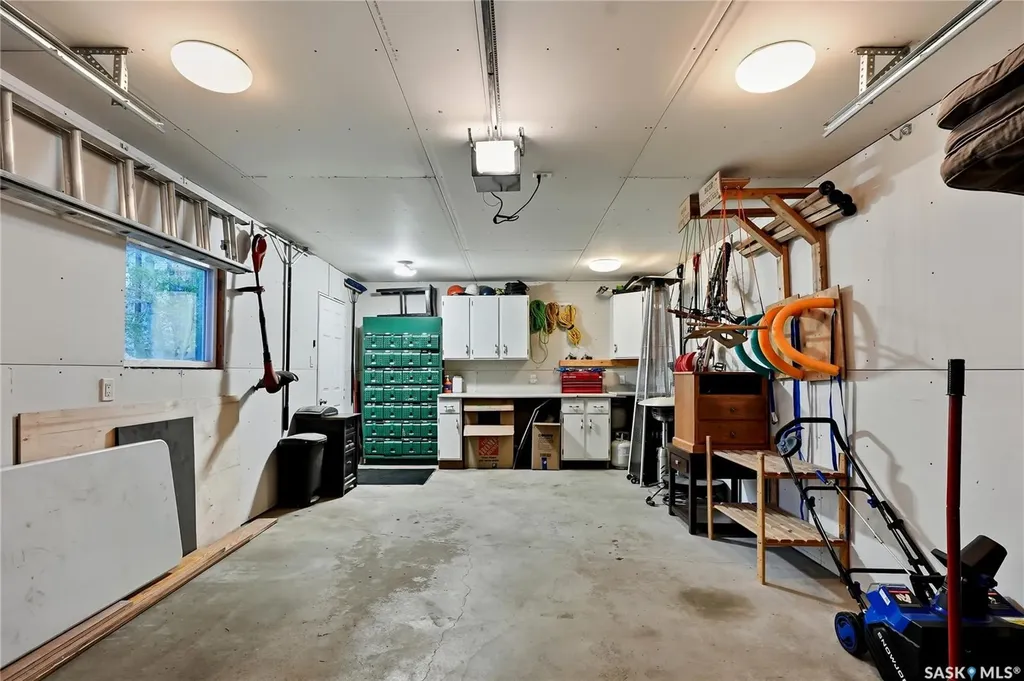 171 Coldspring Crescent Saskatoon SK S7J 3M3