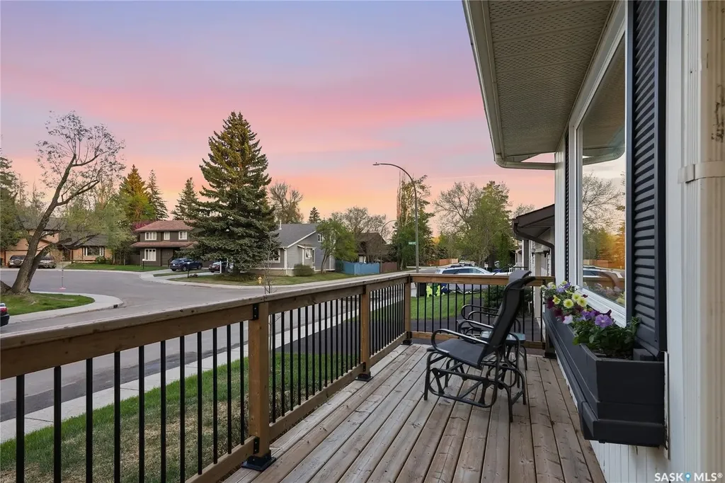 171 Coldspring Crescent Saskatoon SK S7J 3M3