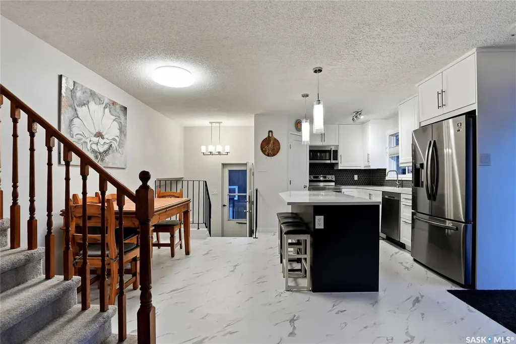 171 Coldspring Crescent Saskatoon SK S7J 3M3