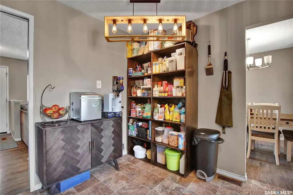 3831 Taylor Street E Saskatoon SK S7H 5H5