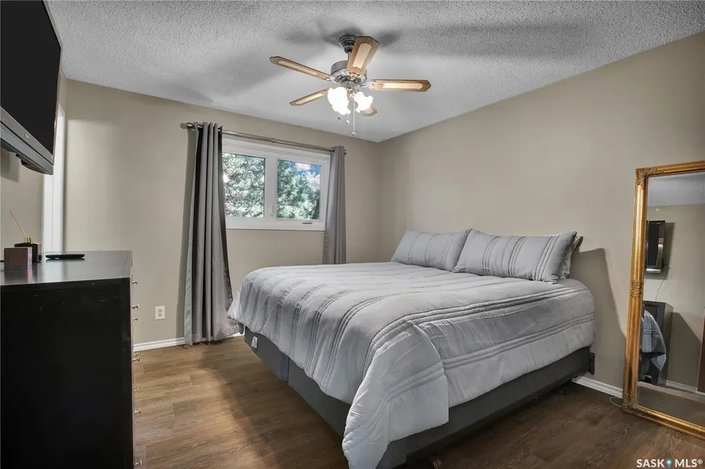 3831 Taylor Street E Saskatoon SK S7H 5H5