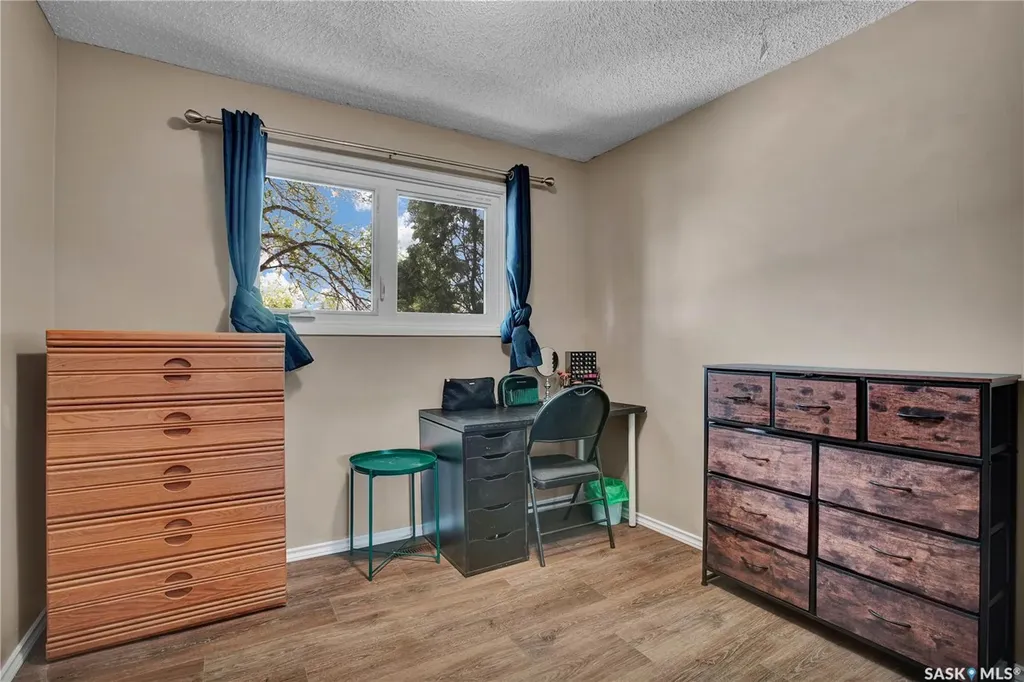 3831 Taylor Street E Saskatoon SK S7H 5H5