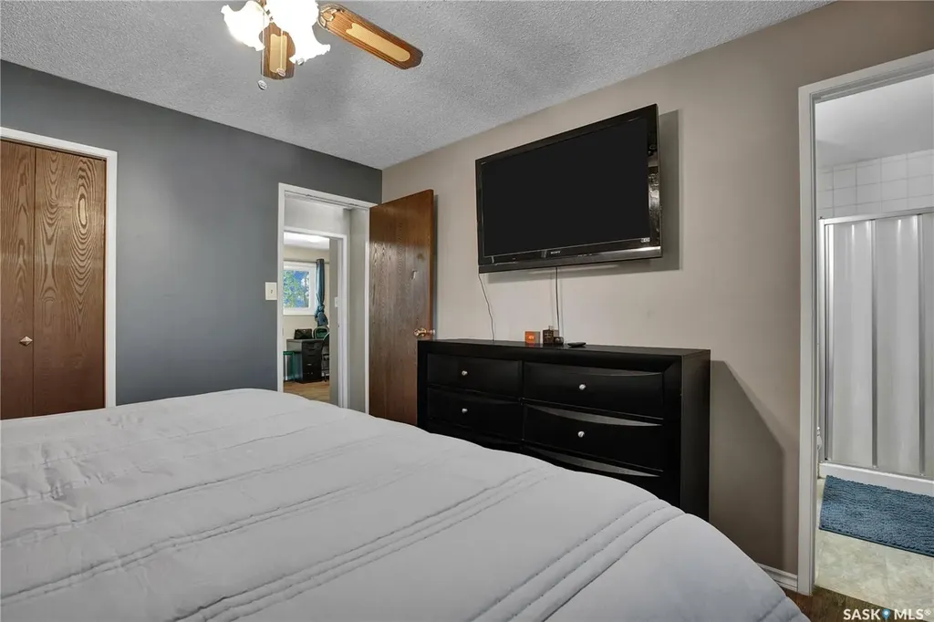 3831 Taylor Street E Saskatoon SK S7H 5H5