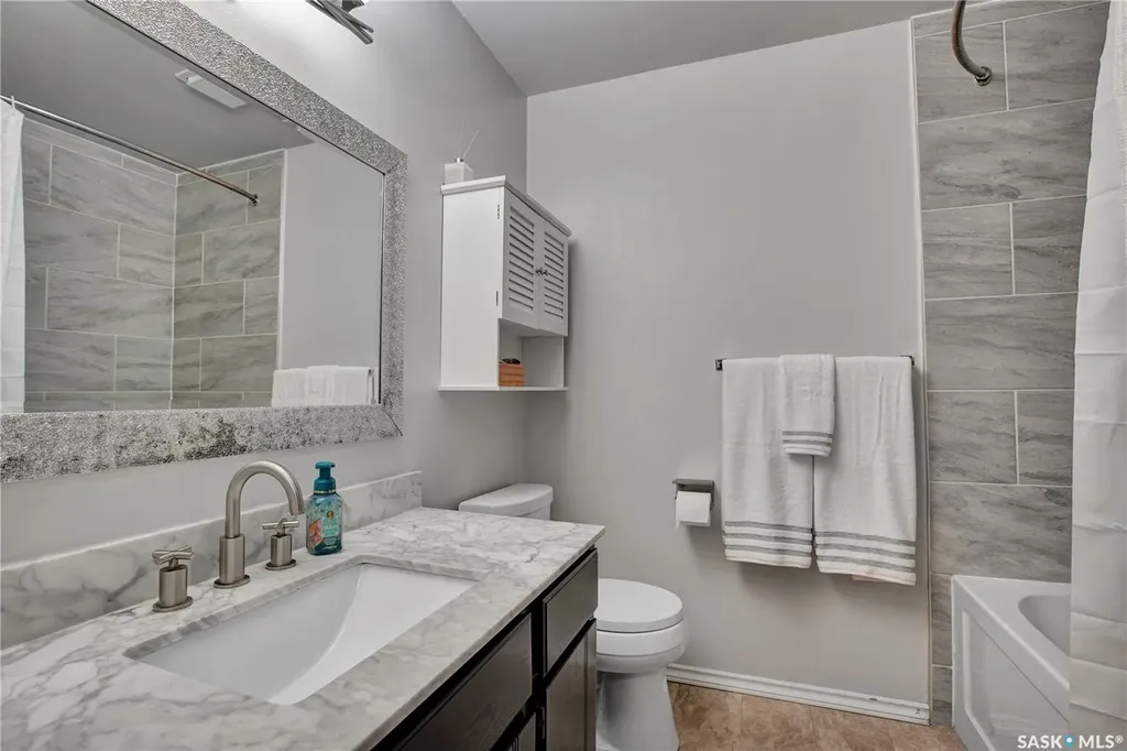 3831 Taylor Street E Saskatoon SK S7H 5H5