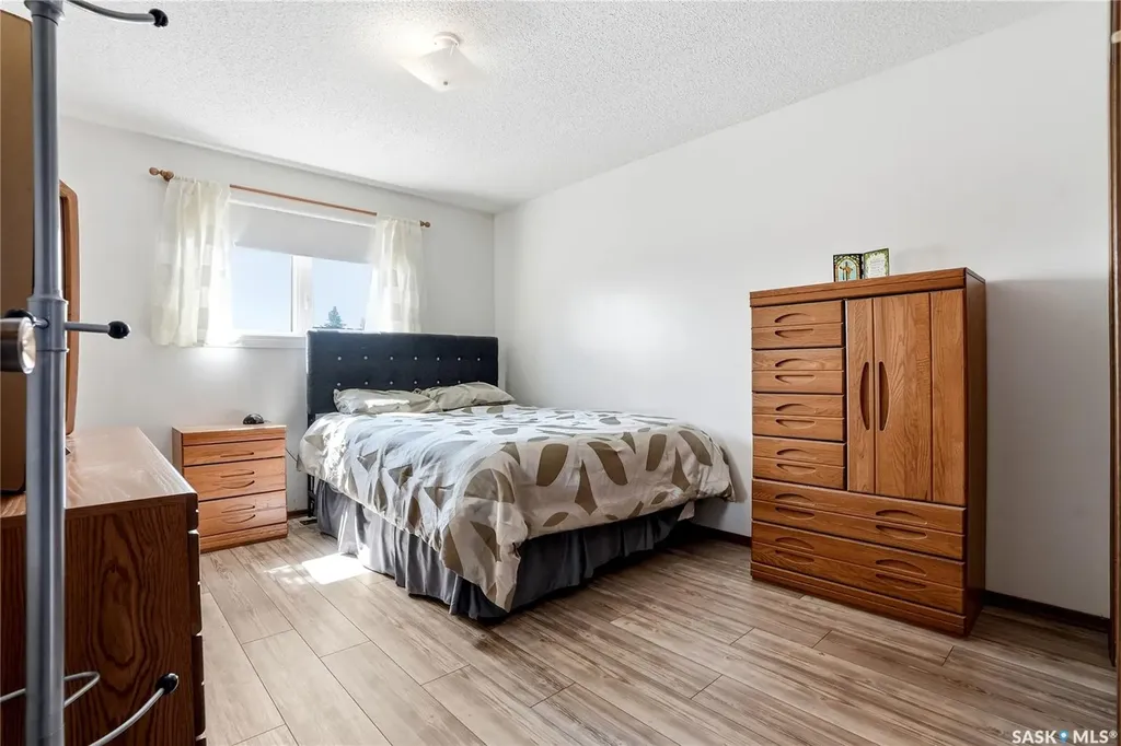 315 Smith Place Saskatoon SK S7M 5E7