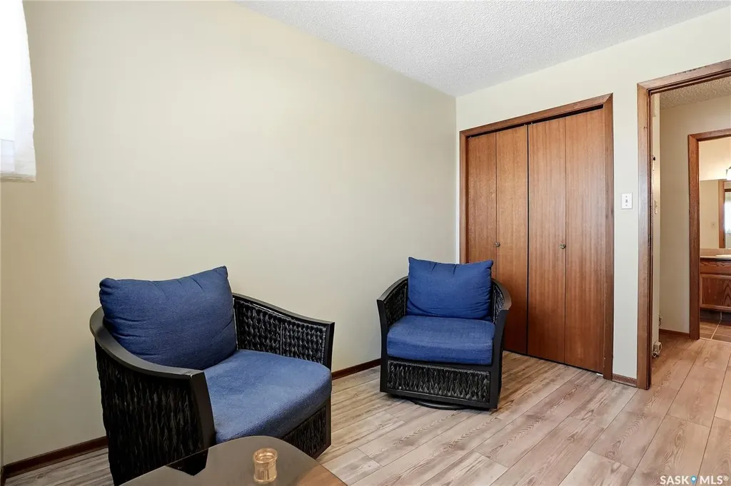 315 Smith Place Saskatoon SK S7M 5E7