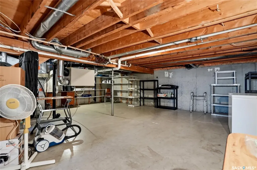 315 Smith Place Saskatoon SK S7M 5E7