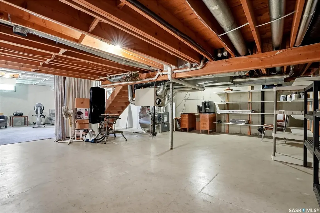 315 Smith Place Saskatoon SK S7M 5E7