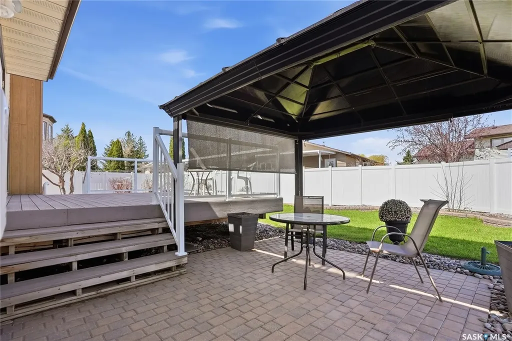 315 Smith Place Saskatoon SK S7M 5E7