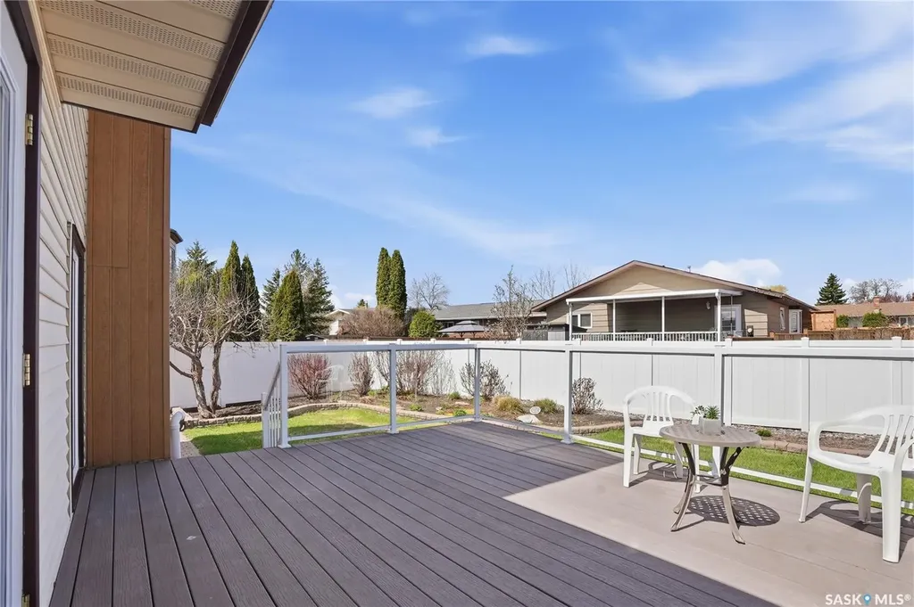 315 Smith Place Saskatoon SK S7M 5E7