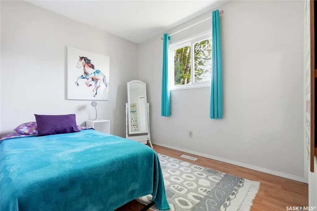 229 Acadia Place Saskatoon SK S7H 3W3