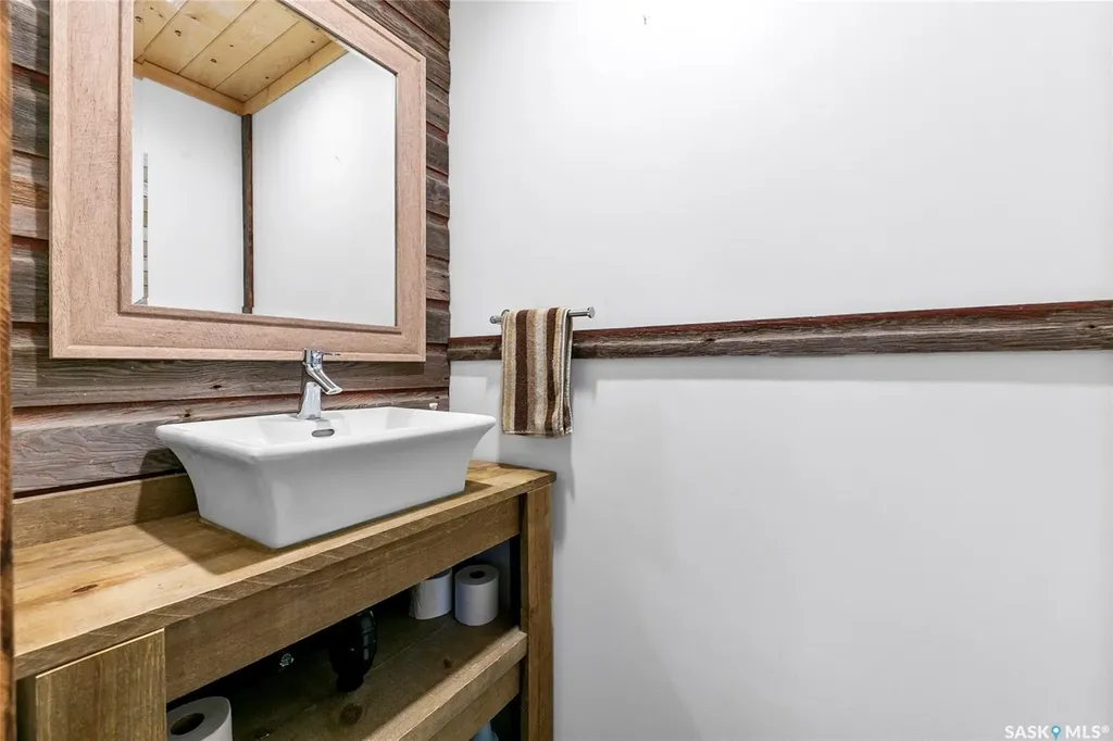 22 Ash Street Grandview Beach SK S0G 1C0