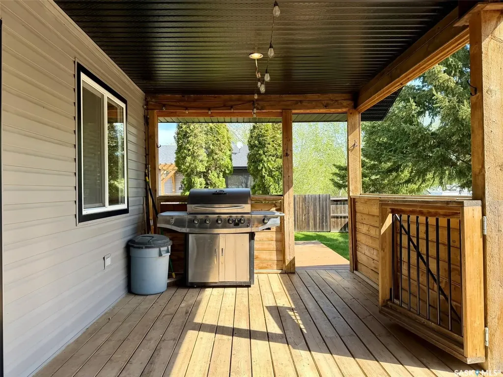 22 Ash Street Grandview Beach SK S0G 1C0