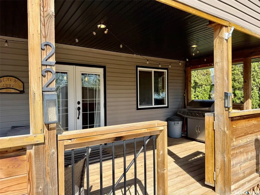 22 Ash Street Grandview Beach SK S0G 1C0