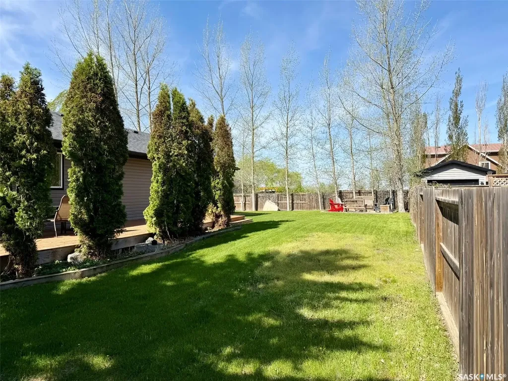 22 Ash Street Grandview Beach SK S0G 1C0