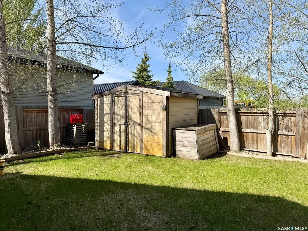 22 Ash Street Grandview Beach SK S0G 1C0