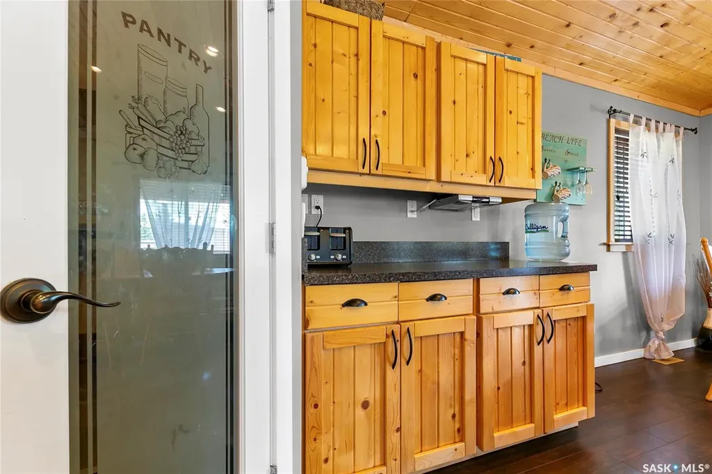 22 Ash Street Grandview Beach SK S0G 1C0