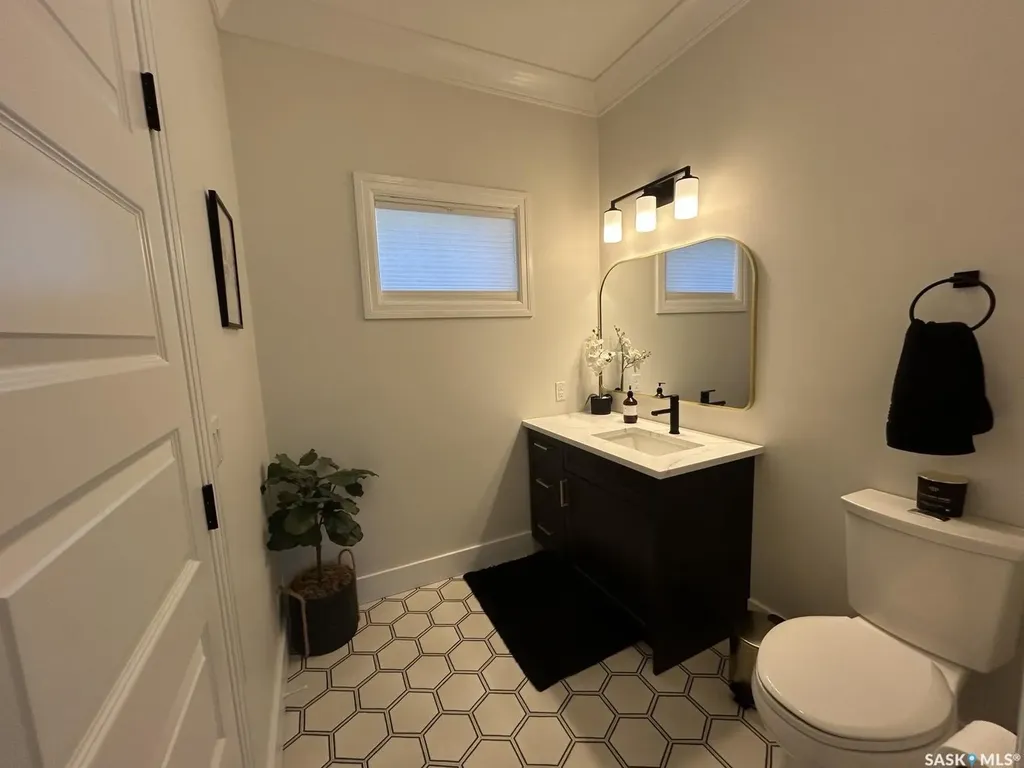 104 Central Boulevard Nipawin SK S0E 1E0