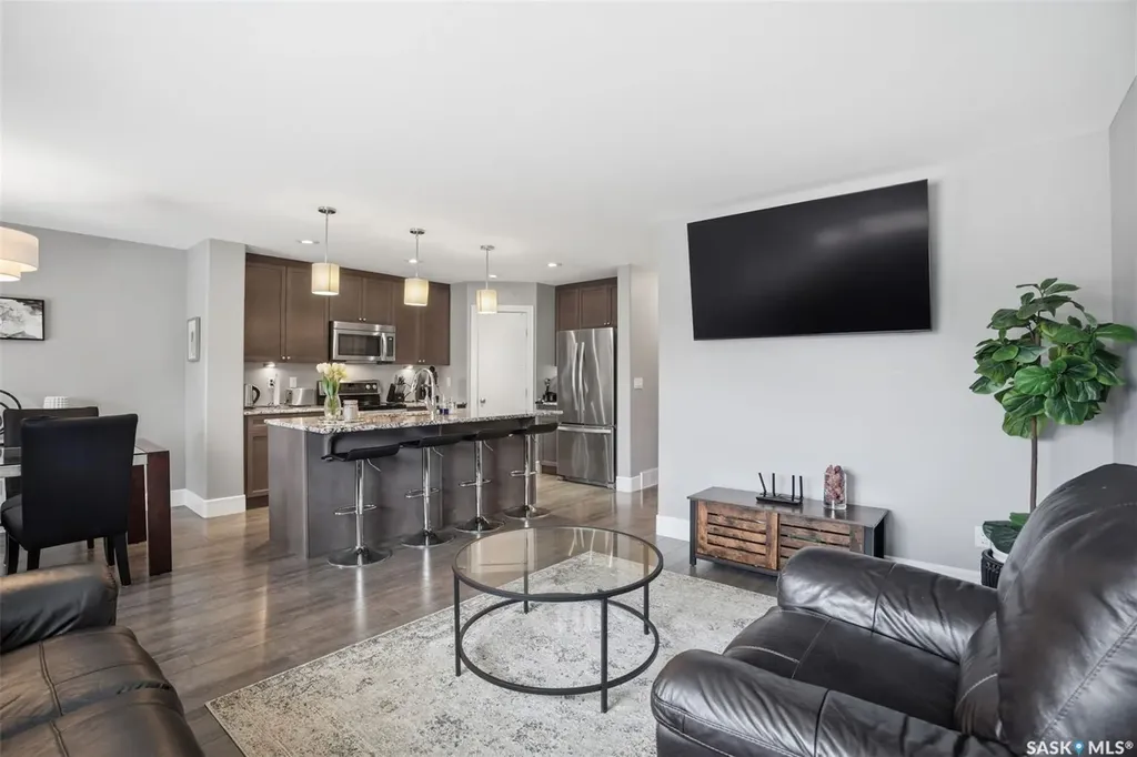 346 Dickson Crescent Saskatoon SK S7T 0T8