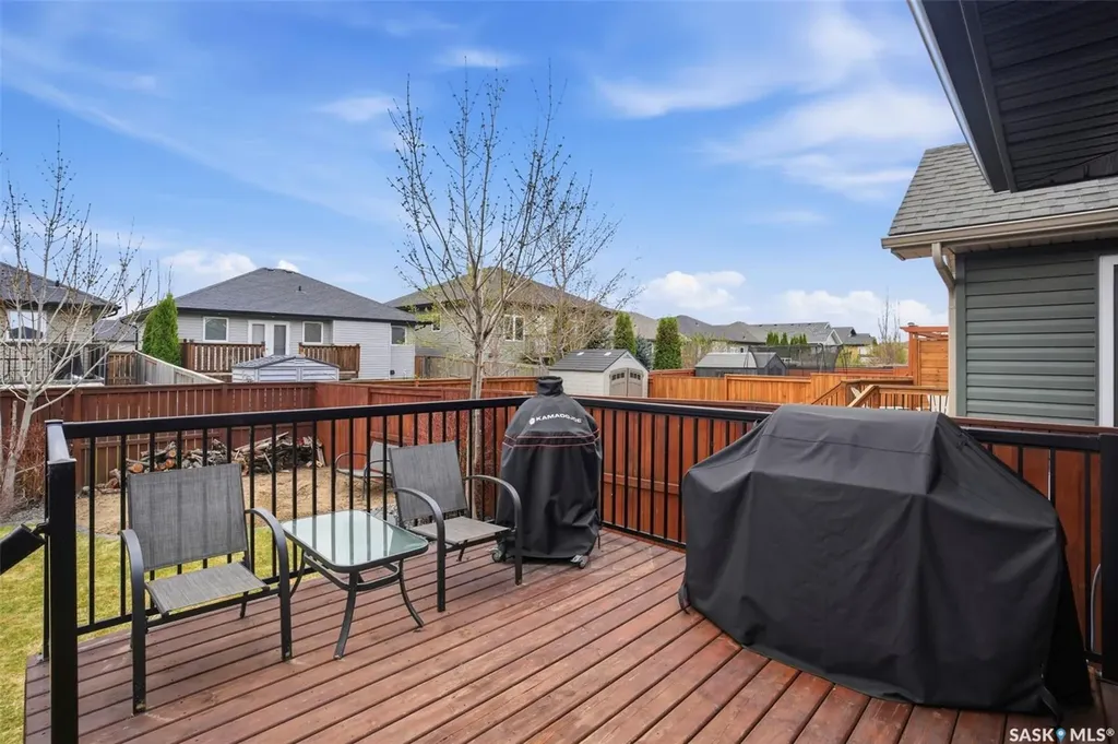 346 Dickson Crescent Saskatoon SK S7T 0T8