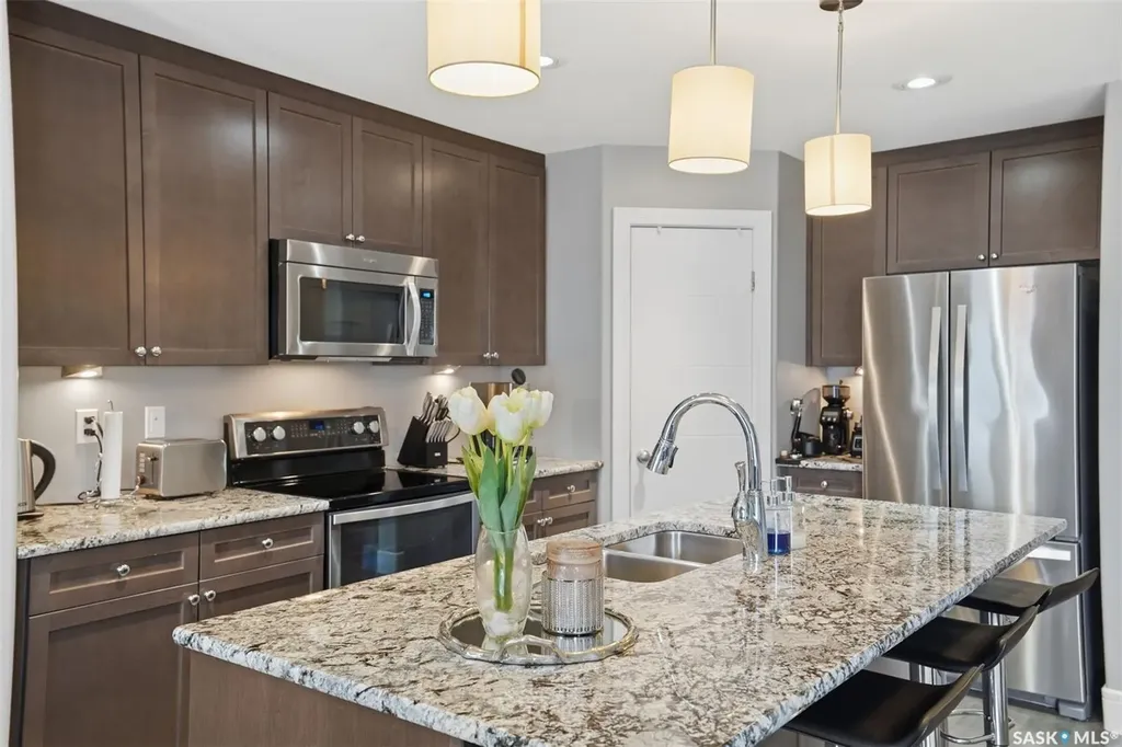 346 Dickson Crescent Saskatoon SK S7T 0T8