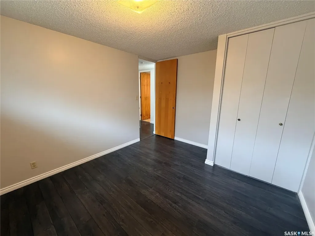 70 Lindsay Drive Saskatoon SK S7H 4B4