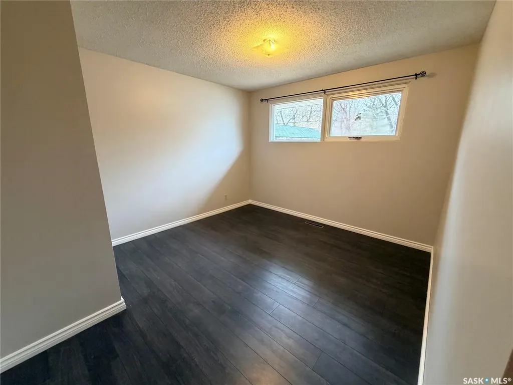 70 Lindsay Drive Saskatoon SK S7H 4B4