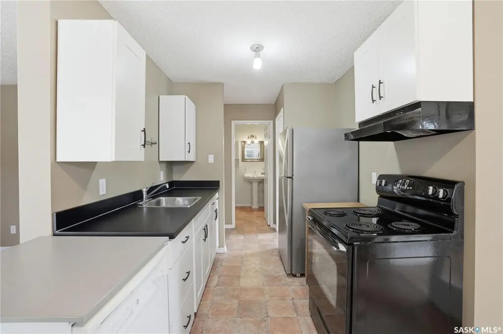 4040 8th Street E Saskatoon SK S7H 5L4