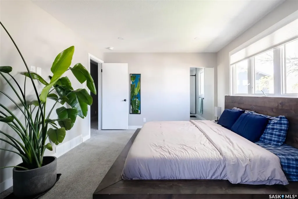 324 Lockwood Road Regina SK S4S 6E2