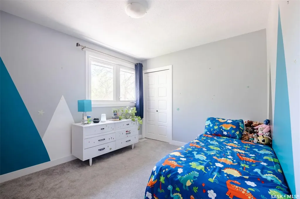 324 Lockwood Road Regina SK S4S 6E2