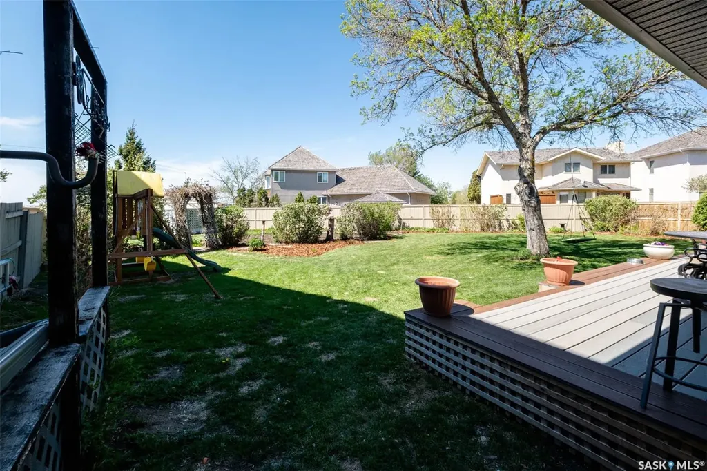 324 Lockwood Road Regina SK S4S 6E2