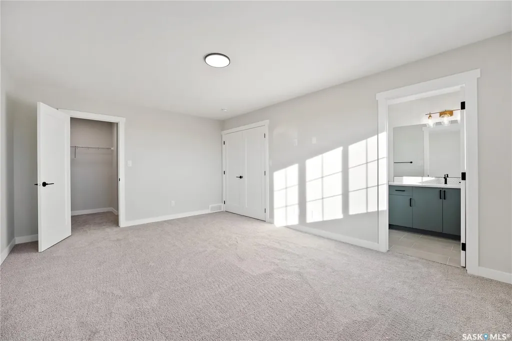 202 Fortosky Crescent Saskatoon SK S7M 5X3