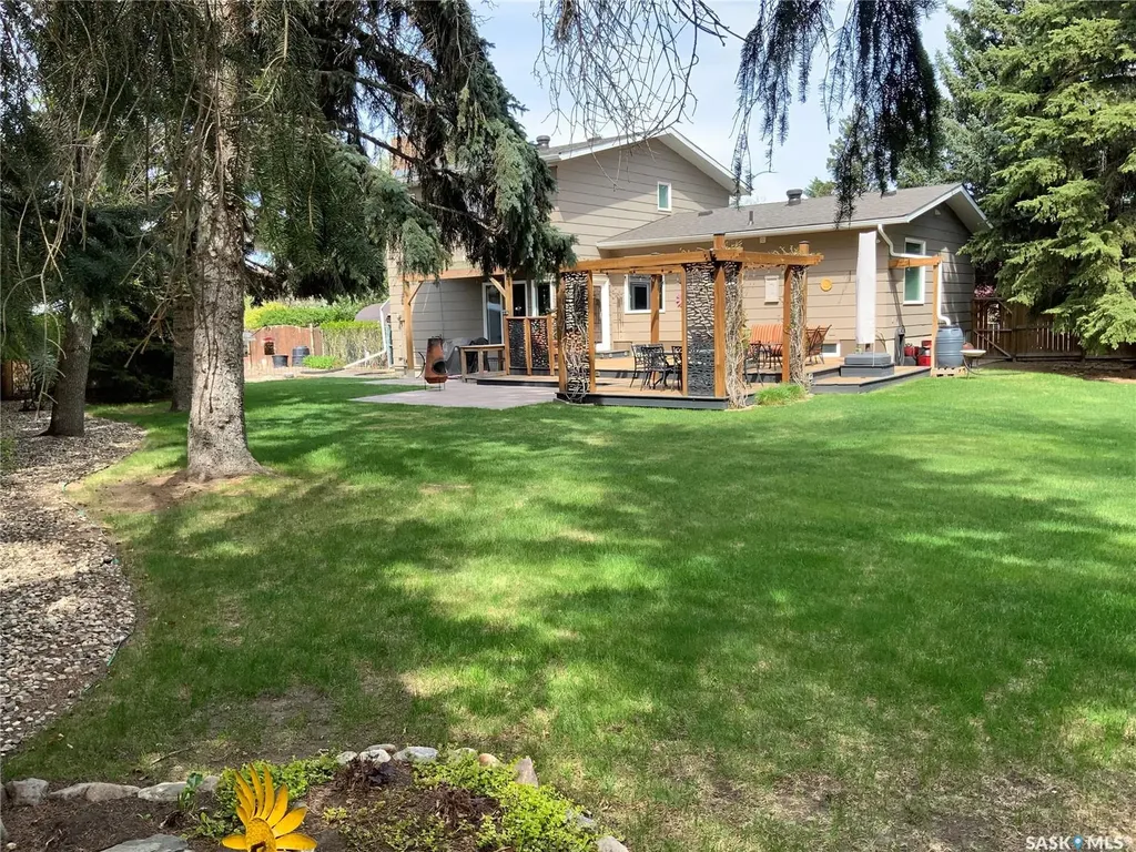 115 La Loche Court Saskatoon SK S7K 4R8