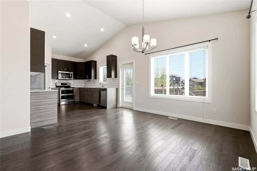 270 Newton Link Saskatoon SK S7V 0M8