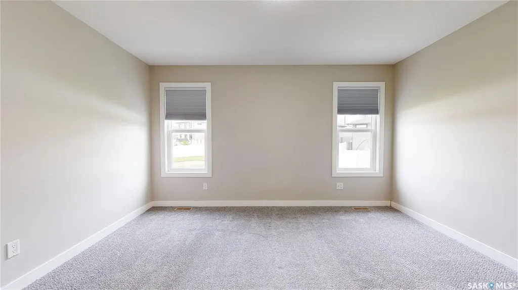 5614 Beacon Place Regina SK S4W 0J7