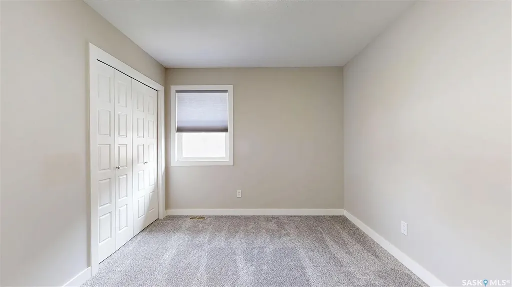 5614 Beacon Place Regina SK S4W 0J7