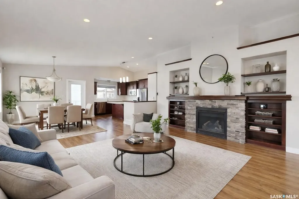 5614 Beacon Place Regina SK S4W 0J7