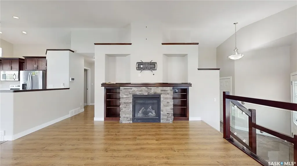 5614 Beacon Place Regina SK S4W 0J7
