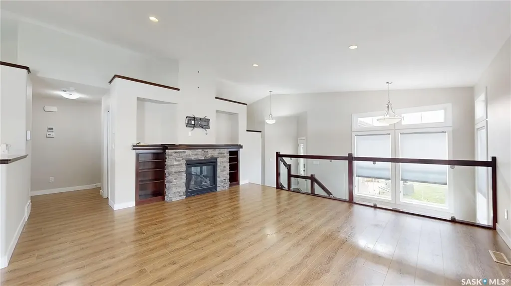 5614 Beacon Place Regina SK S4W 0J7
