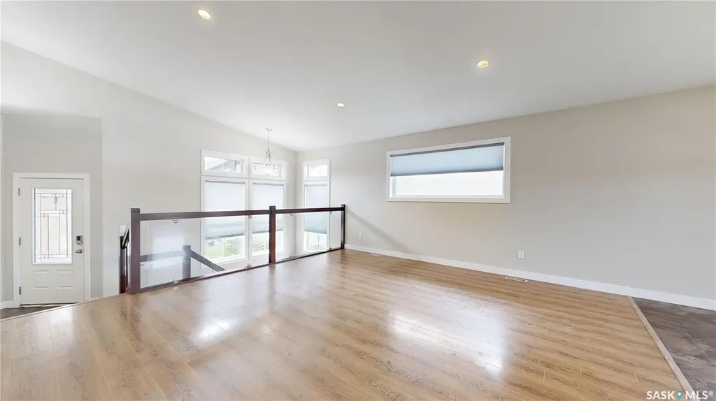 5614 Beacon Place Regina SK S4W 0J7