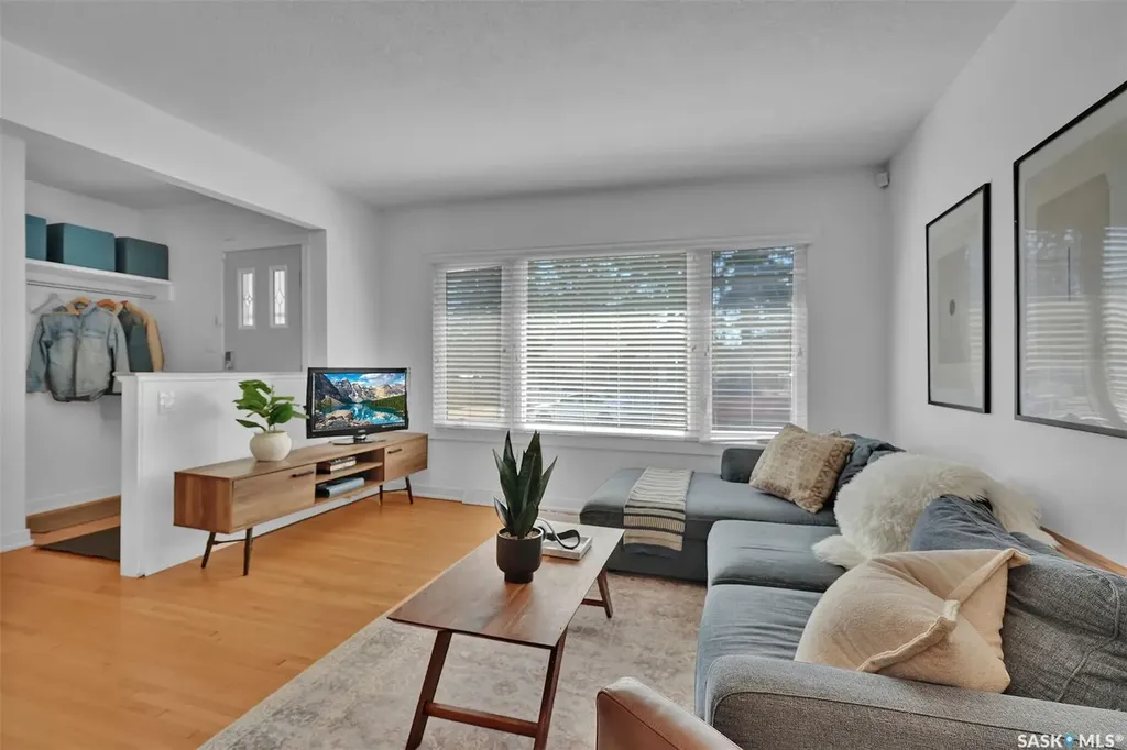 2050 Jubilee Avenue Regina SK S4S 3T8