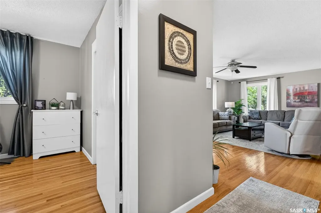 923 Francis Street Moose Jaw SK S6H 3B3