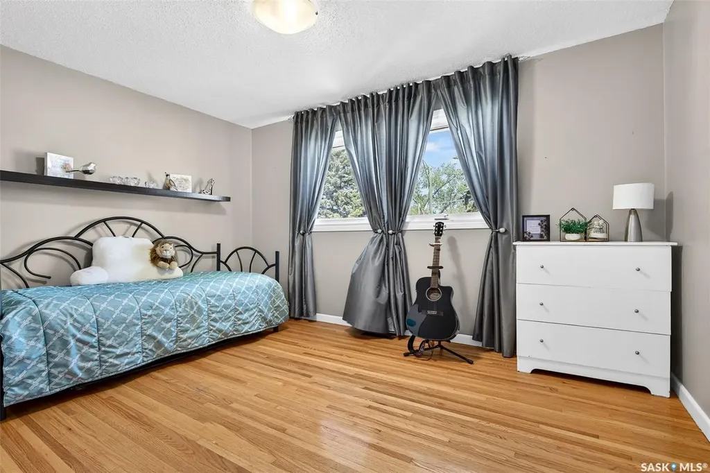 923 Francis Street Moose Jaw SK S6H 3B3